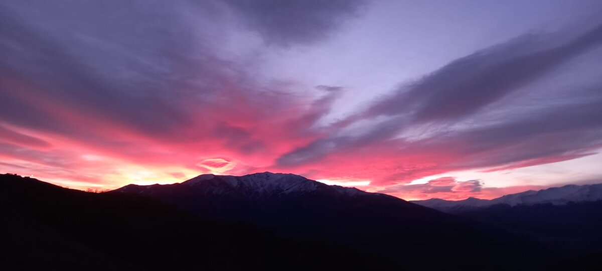 Ещё одна удивительно красивая картина неба из Армении, от Артура