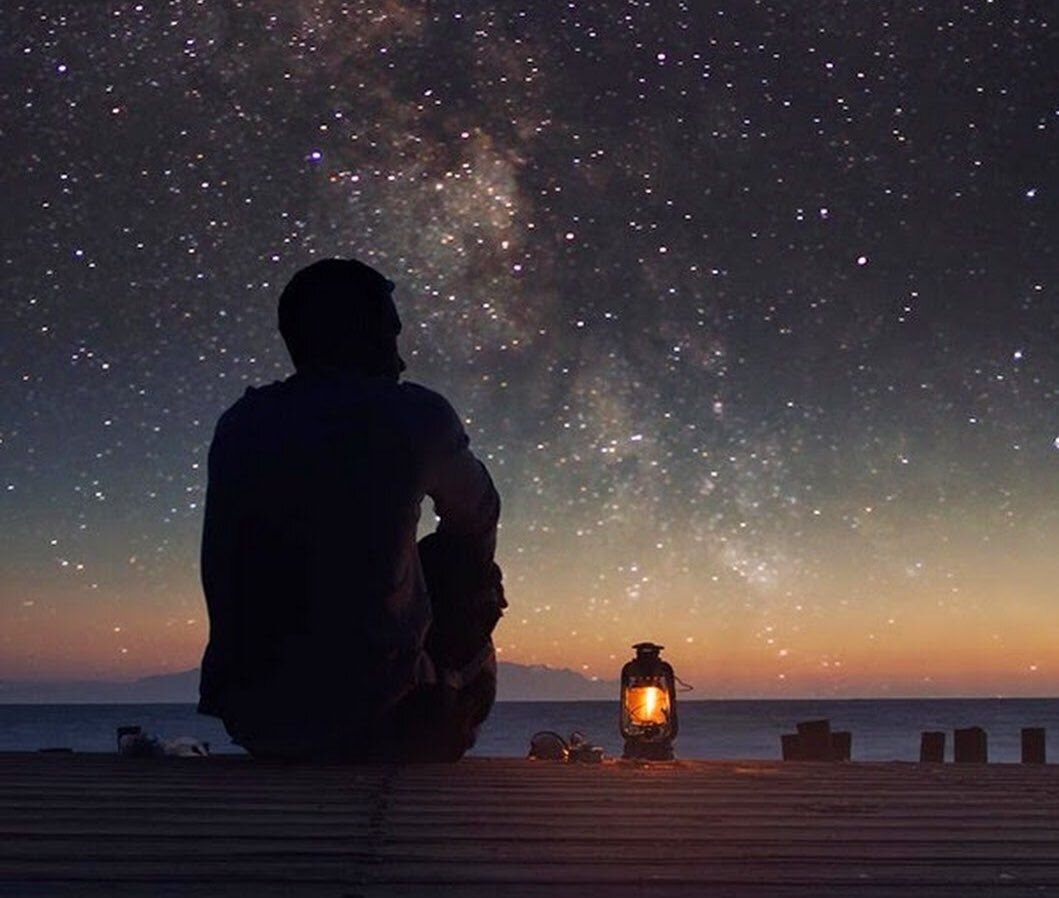 это одиночество. ночной кошмар фильм 2015. хорроры тревор хендерсон хоррор. далекая звезда. звезда на небосклоне.