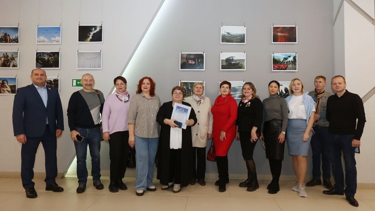    В Саратове открылась посвященная Дню Героев Отечества фотовыставкаНовости Саратова и области – Сетевое издание «Репортер64»