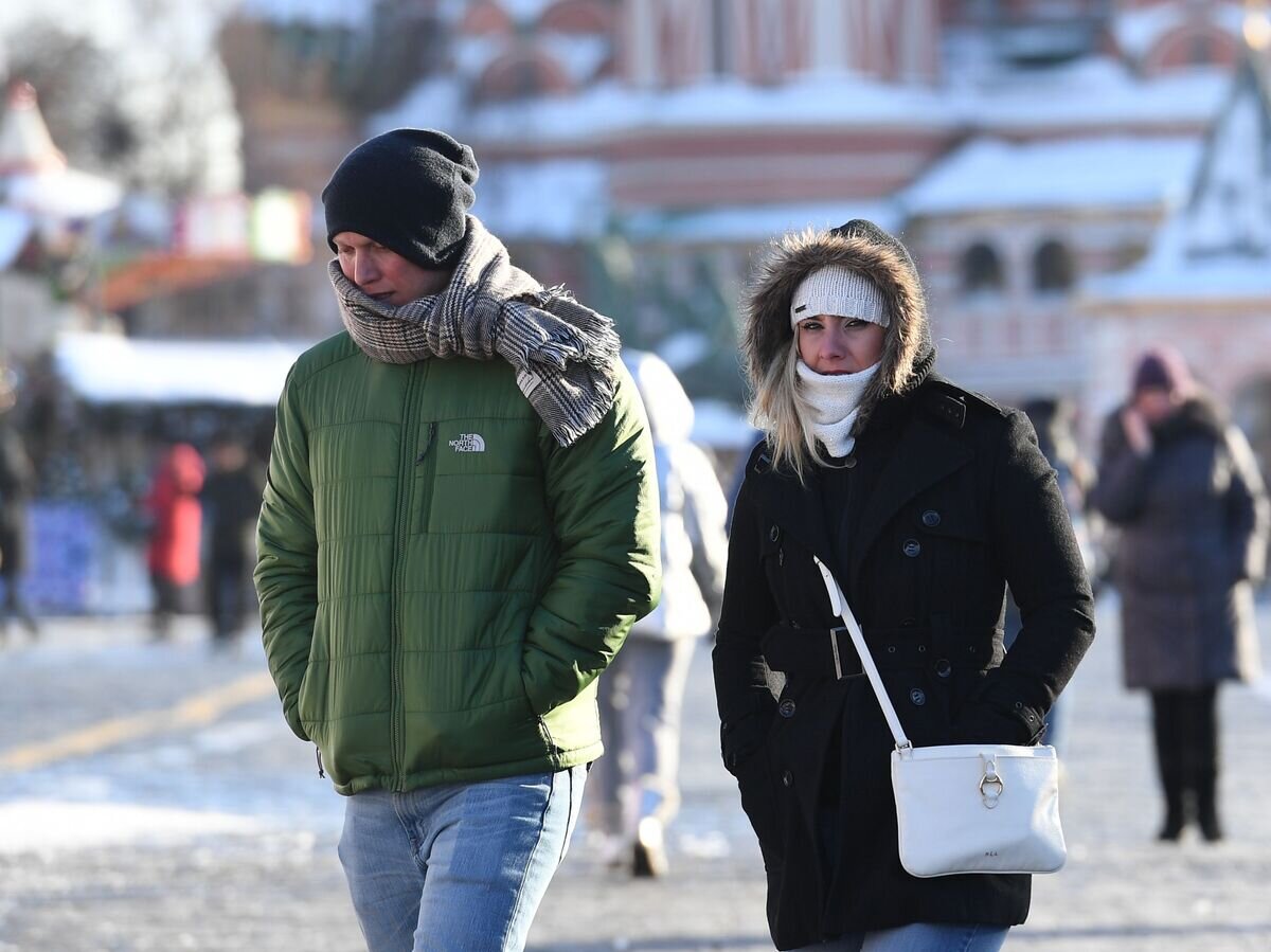 Новости норильска. Морозы новости. Сильный мороз на улице. Морозы новости. Новогодний поезд деда мороза.