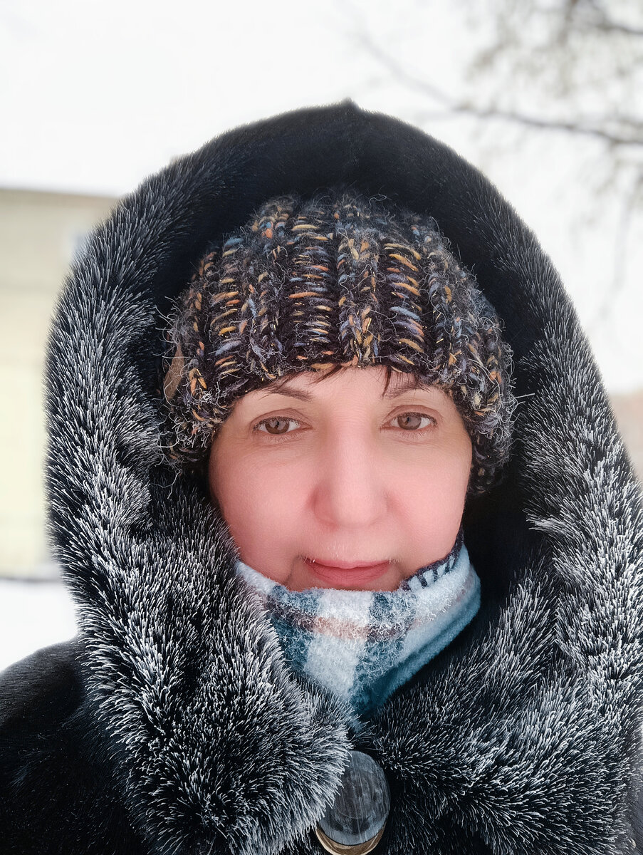 Что бы не говорили защитники природы, а шубка в Сибири вещь необходимая! 