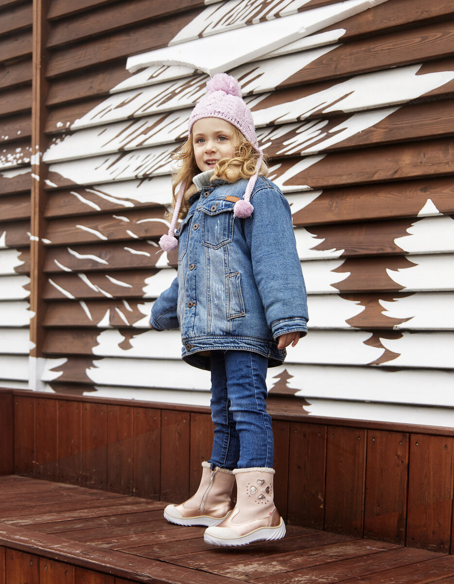 На фото модель обуви SHOESLEL арт.1543 в пудровом цвете