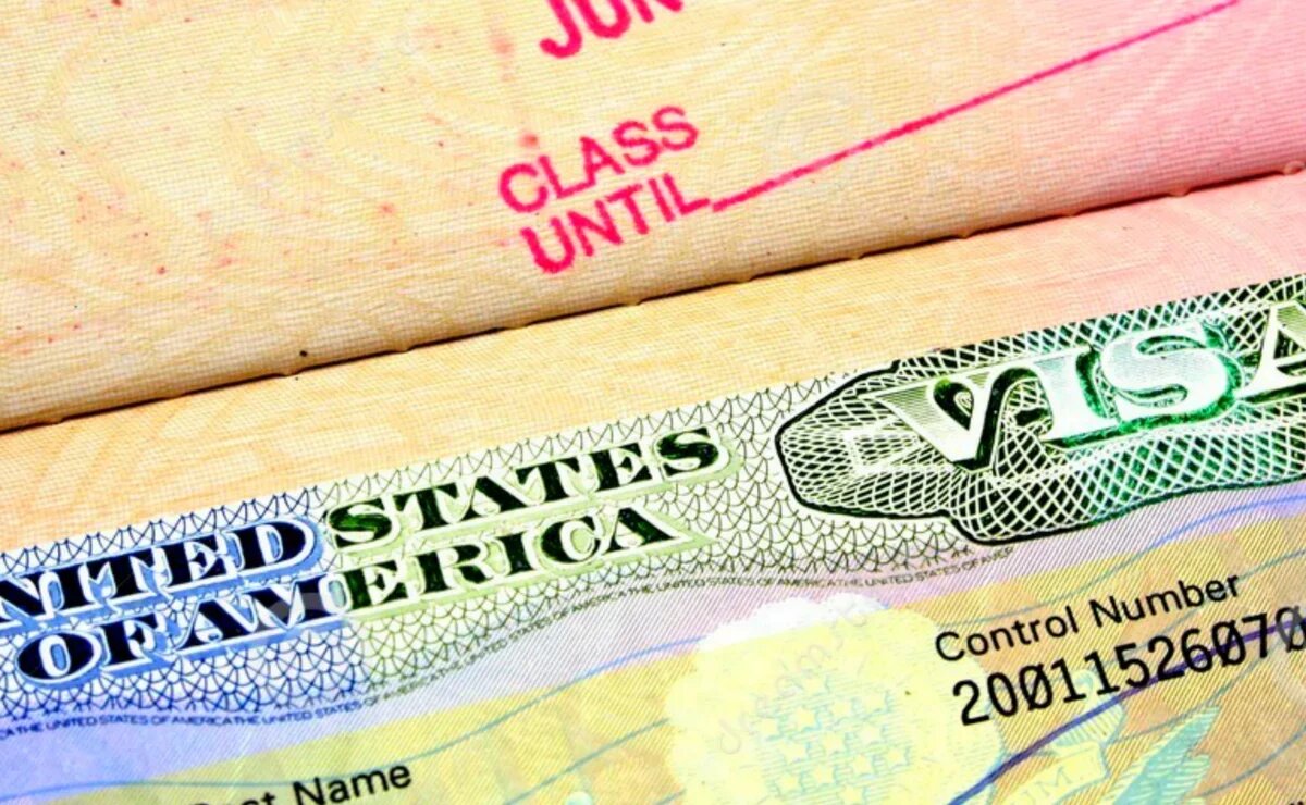    США откажутся от бумажных виз
