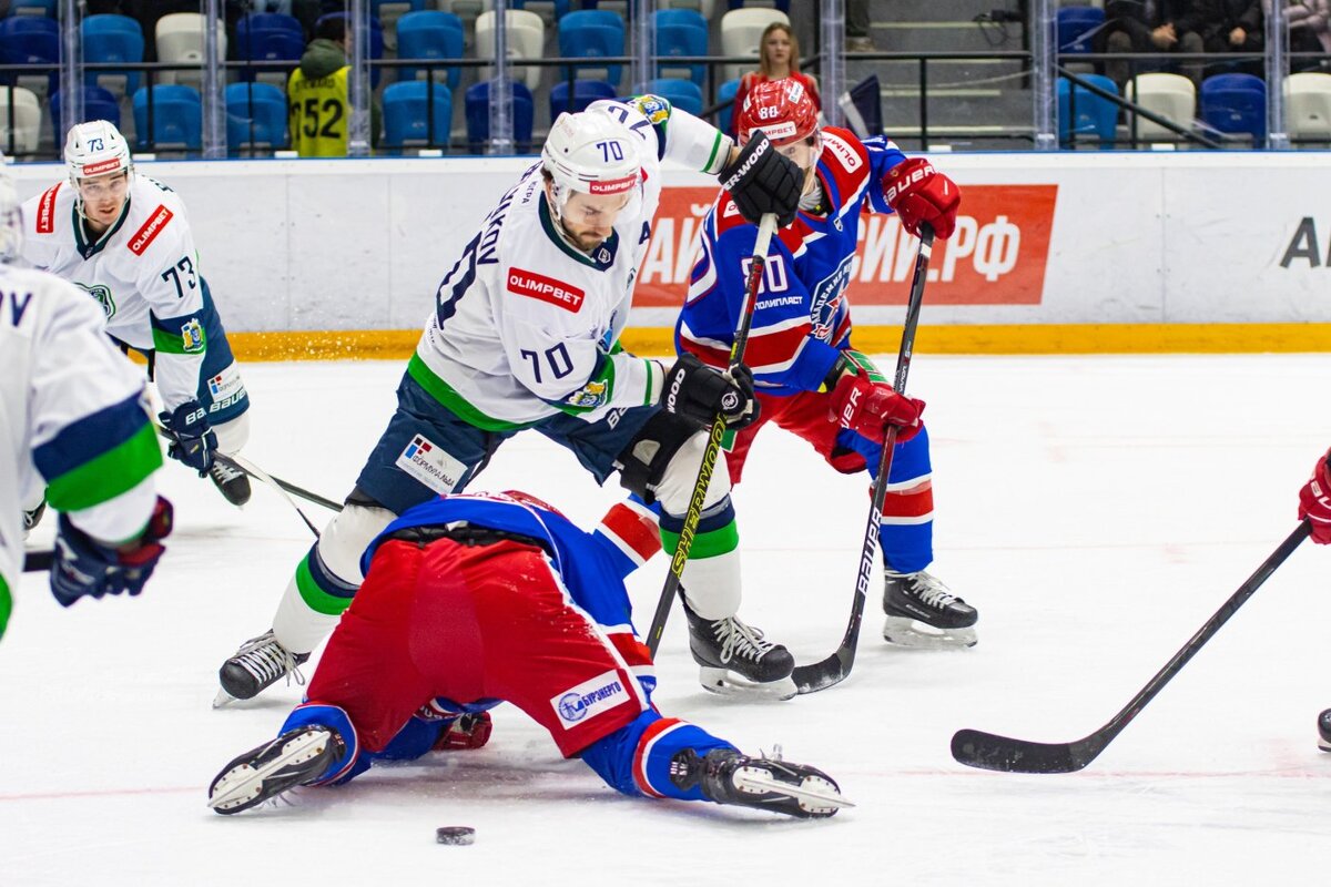    «Югра» в гостях уступила тульскому АКМ