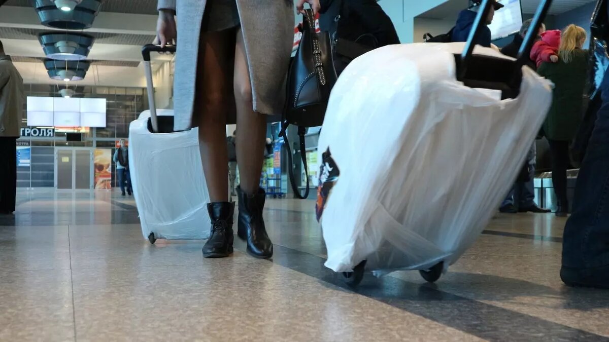     Минимальная стоимость билета в одну сторону составляет почти 21 тыс рублей.