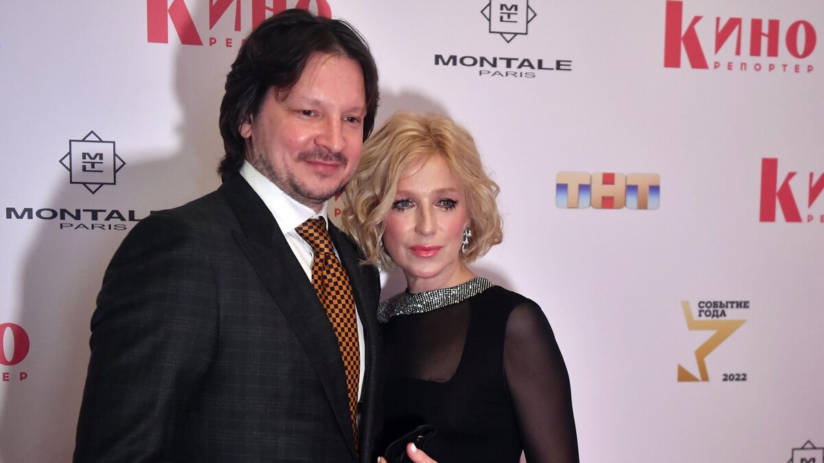    Максим Шабалин с супругой© РИА Новости ∙ Михаил Воскресенский