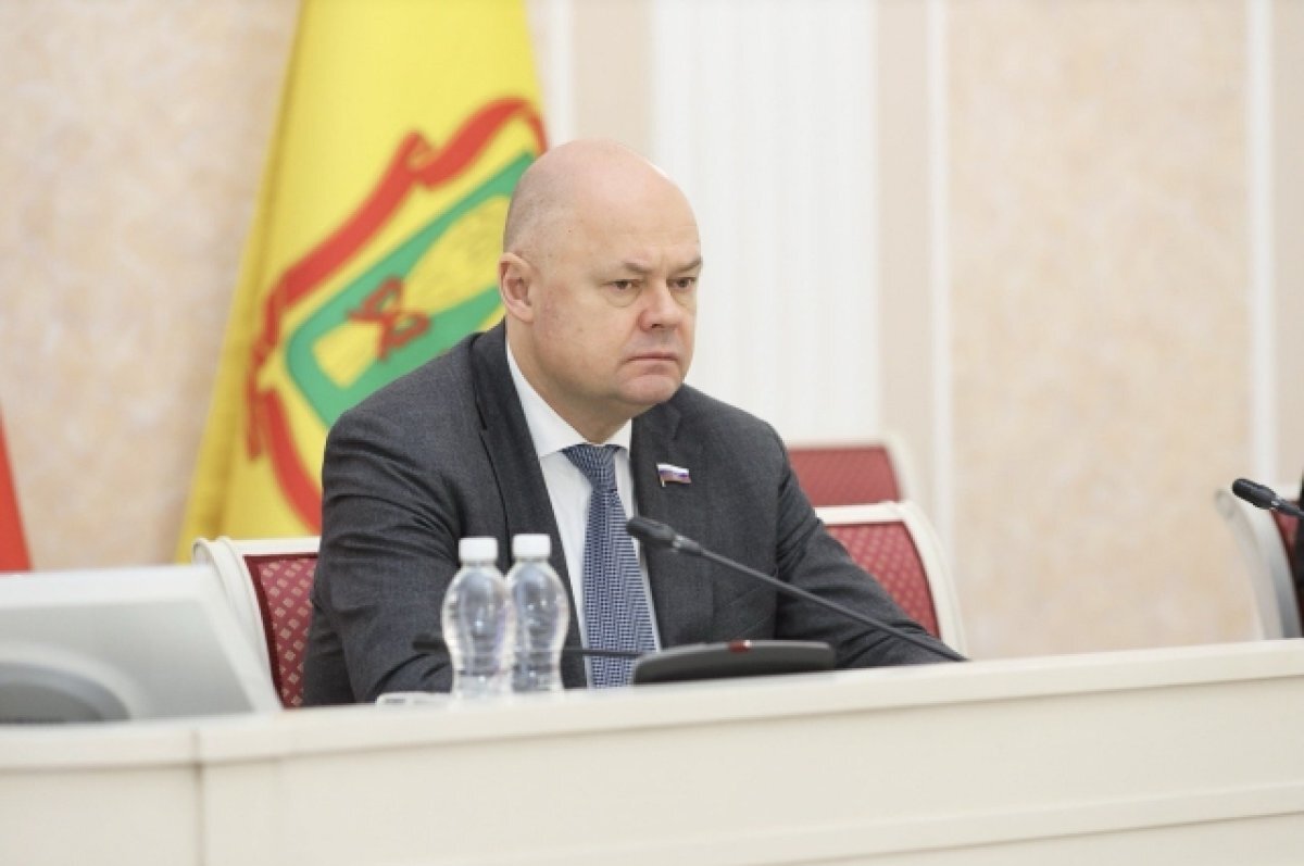    Вадим Супиков подтвердил готовность принять в Заксобрании детей-сирот