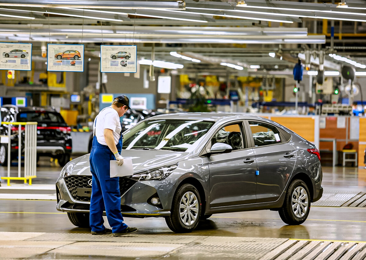 Склад автомобилей Hyundai