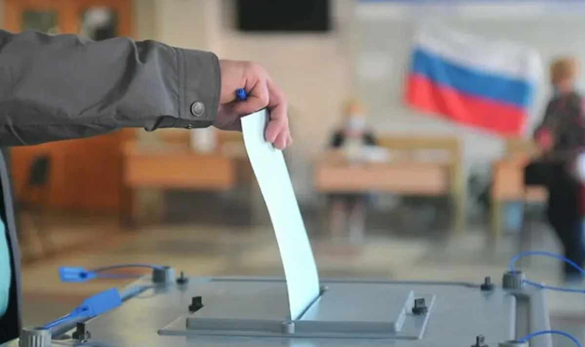 Второй день голосования проходит активно. День голосования. Выборы в России. Единый день голосования на выборах. Фото голосования на выборах