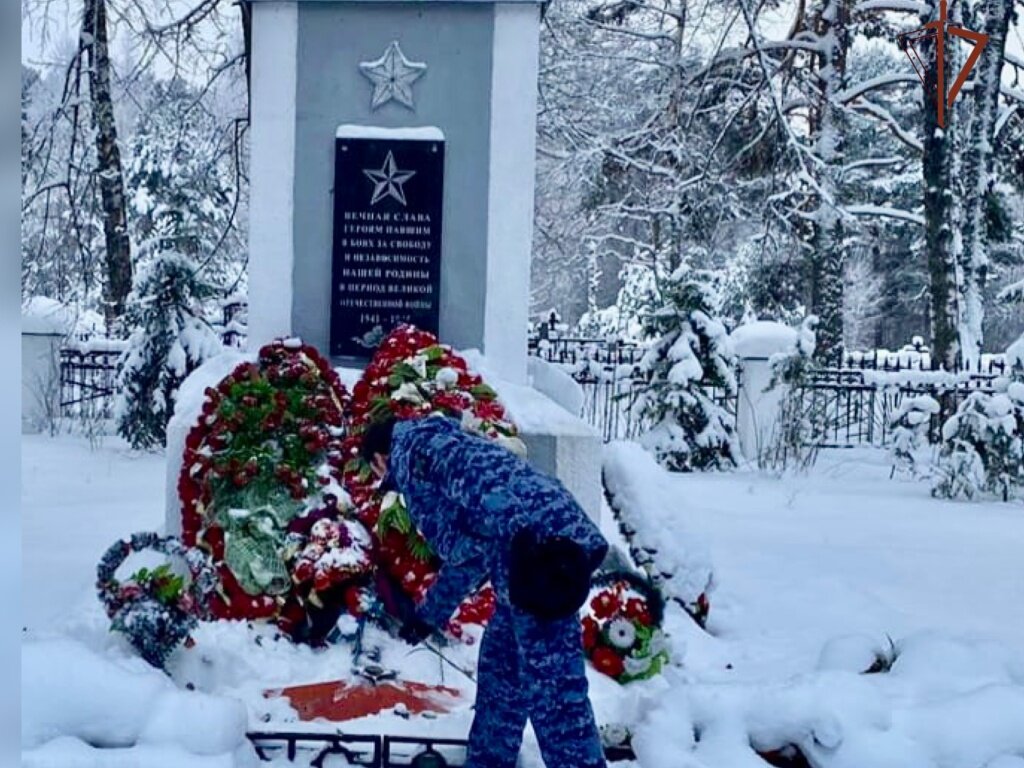 Тверские росгвардейцы провели мероприятия, приуроченные ко Дню Героев Отечества