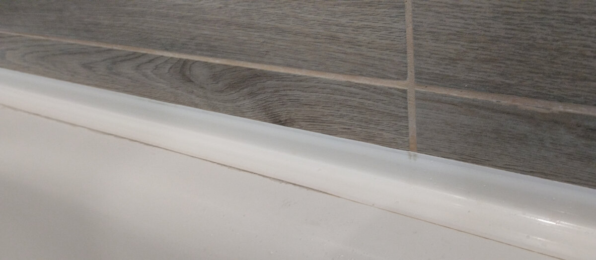 Старый бордюр