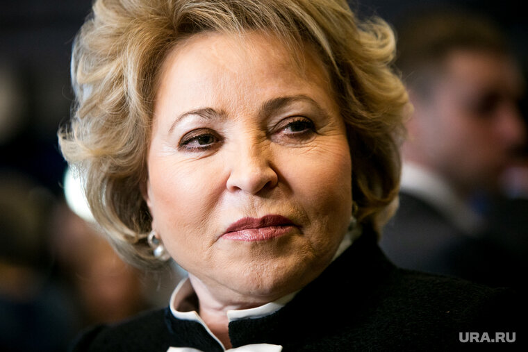    Матвиенко поддержала решение Путина участвовать в выборах