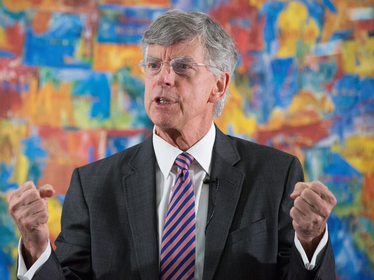    Временный поверенный в делах США на Украине Уильям Тейлор во время брифинга в Киеве. 25 июня 2019© РИА Новости / Александр Кондратюк