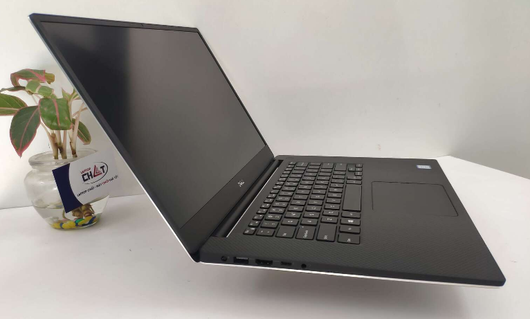 Фото Dell Precision 5540 в открытом виде