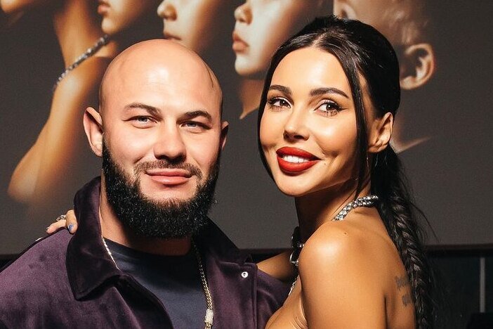     Музыкальный критик объяснил, что не так с дебютным треком 12-летней дочери Оксаны Самойловой и Джигана