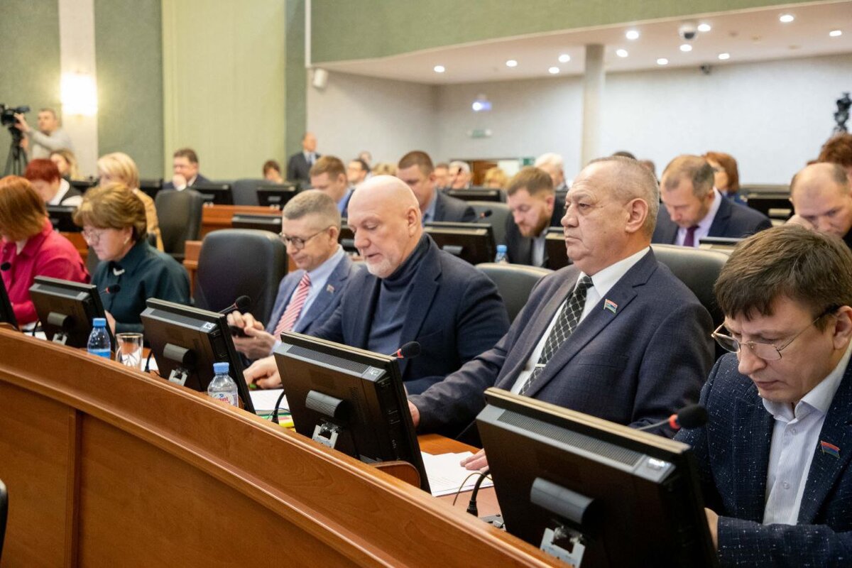    На заседании Заксобрания Карелии рассмотрели поправки в проект бюджета республикиФото: пресс-служба ЗС РК