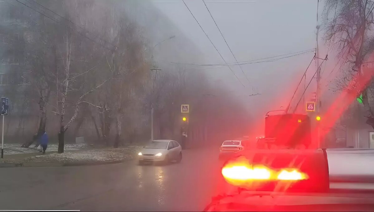     В регионе продолжает действовать штормовое предупреждение, — рассказали в Госавтоинспекции Ставрополья.