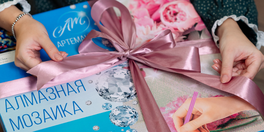 Идеи для подарков на Новый год до 1000₽