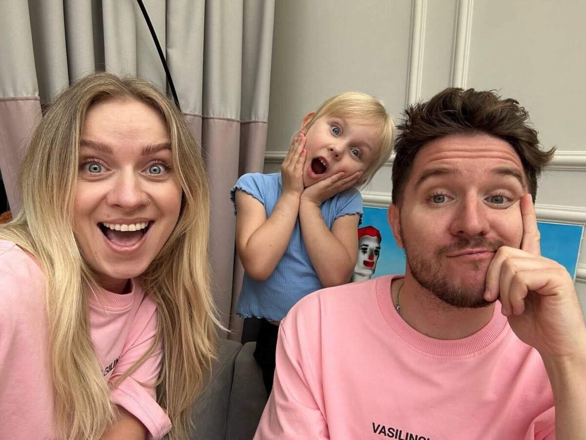 денис кукояка и василиса. семья кукояка василиса. что случилось с родителями василисы кукояки. денис кукояка и вася. что случилось с родителями василисы кукояки.