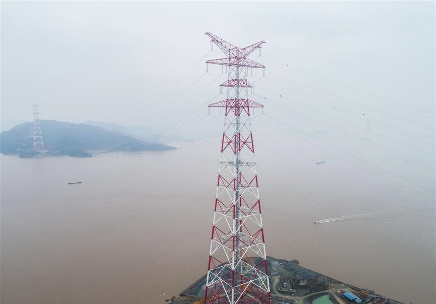 Лэп в мире. Опора лэп 380 метров китай. Пермская грэс лэп. Лэп 1100 кв в китае. Китайская лэп 1100кв.