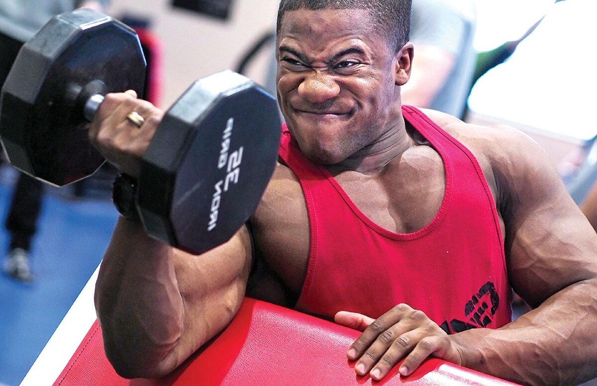 Кто же не любит качать бицуху? Некоторые даже слишком