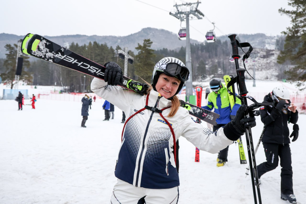 Бросай курить,  вставай на лыжи! Фото: Кирилл Кухмарь/ТАСС 