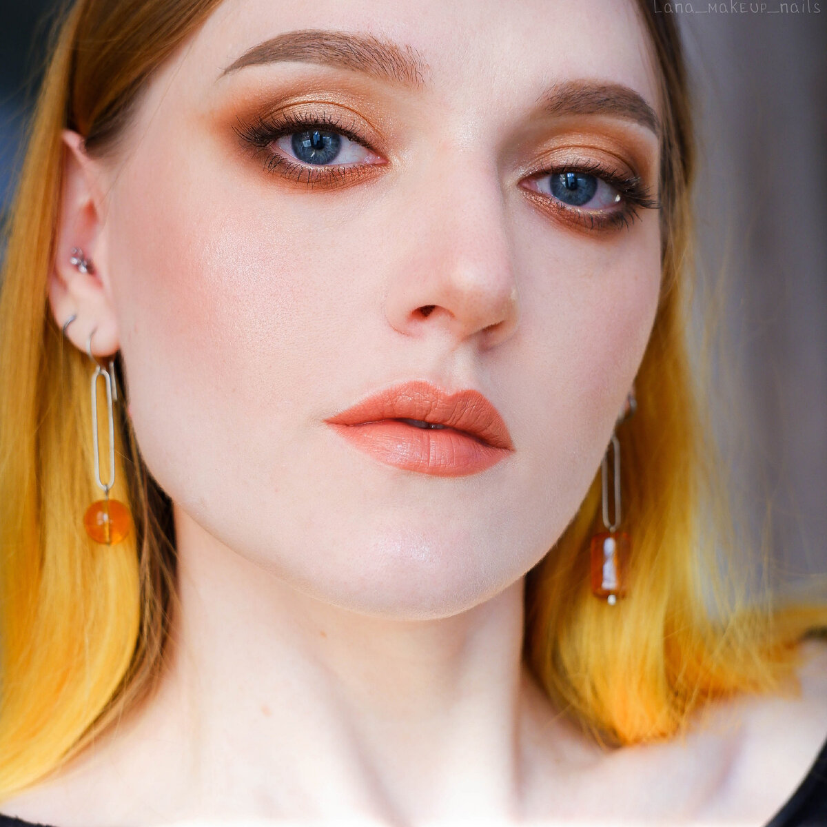 макияж тенями тамми танука. тамми танука тени. лана дель рей стрелки. макияж лань. лана дель рей без макияжа 2022.