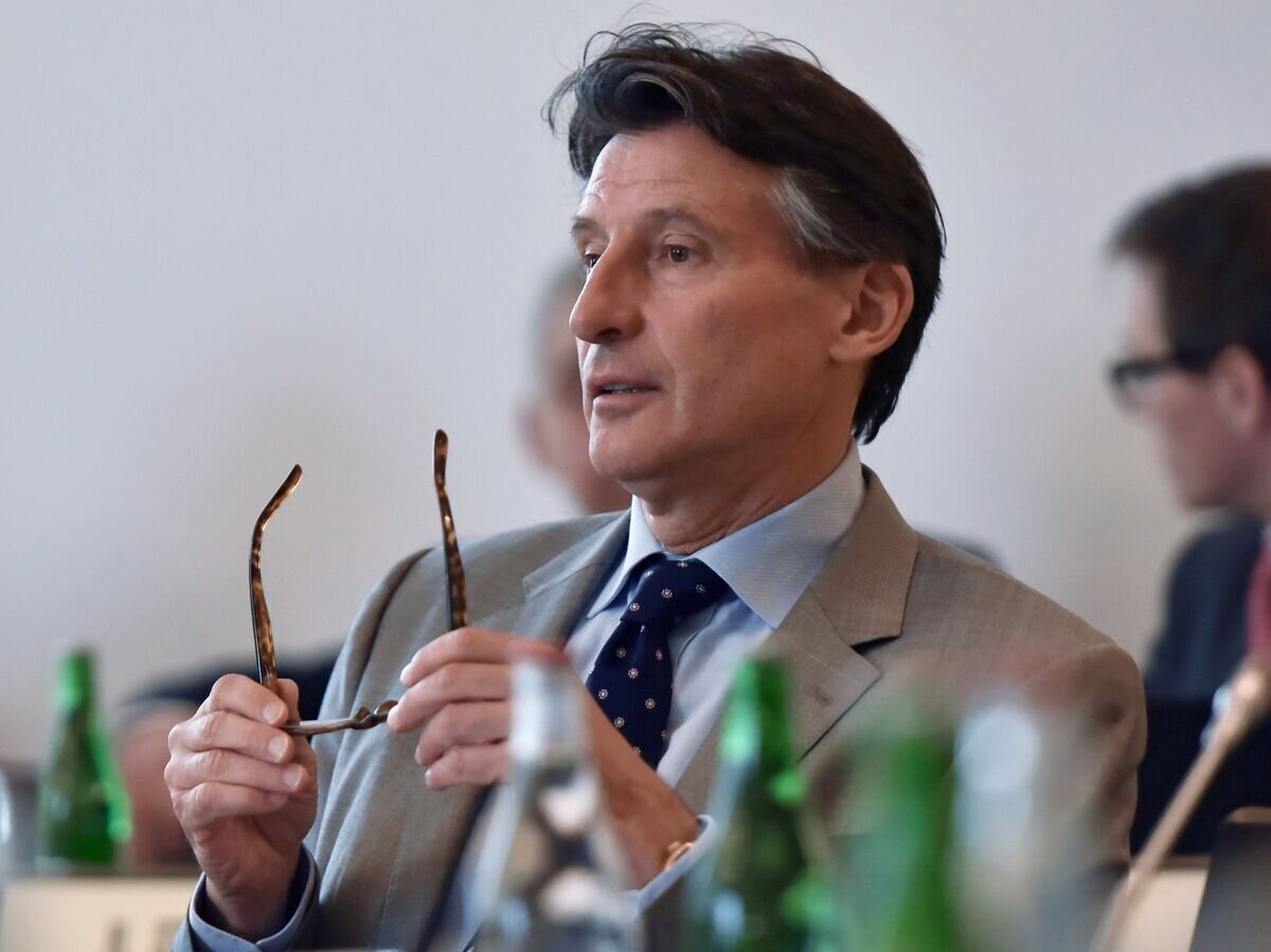    Президент Международной ассоциации легкоатлетических федераций (IAAF) Себастьян Коу во время Олимпийского саммита в Лозанне© РИА Новости / Елена Соболь