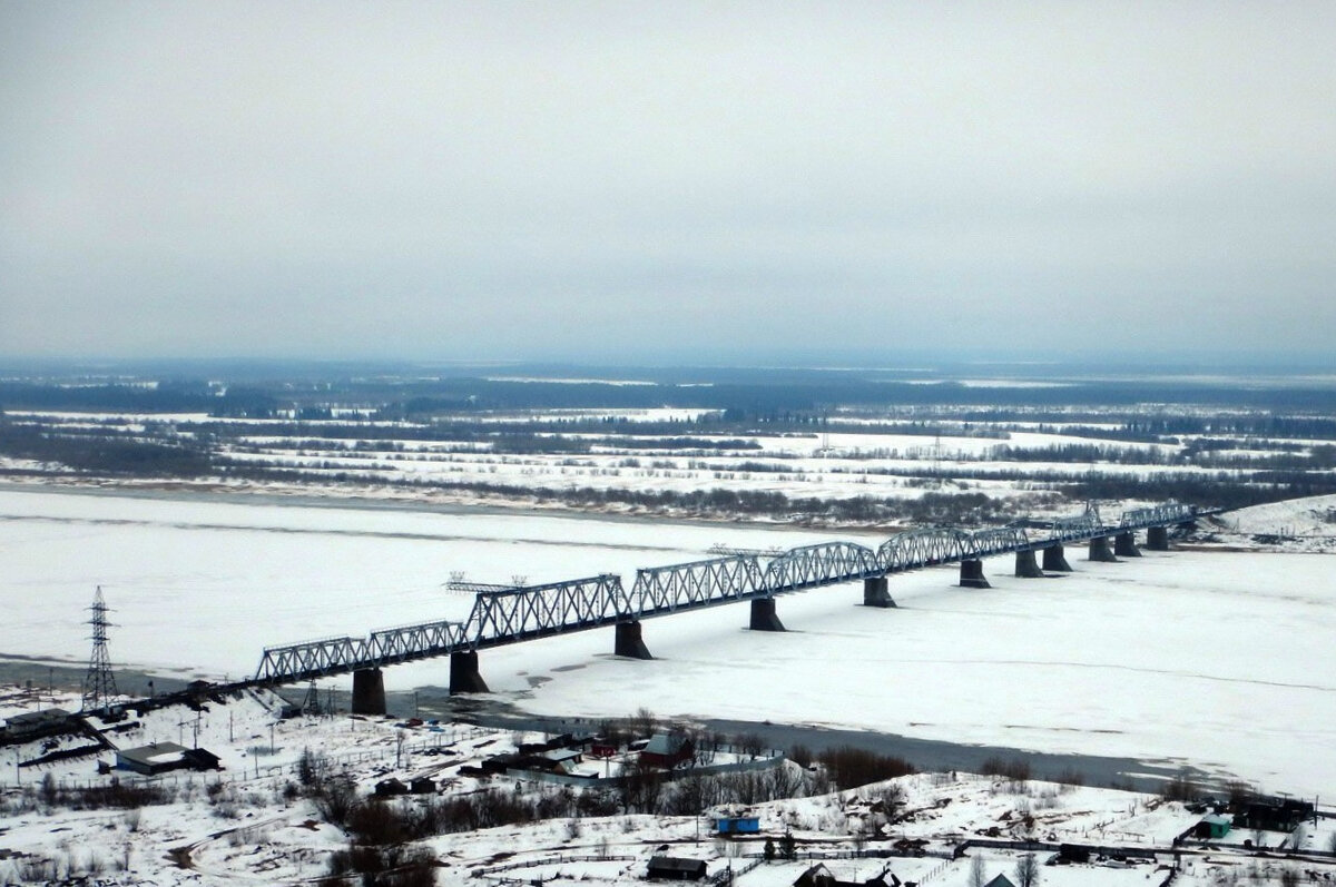 Река Печора в городе Печора