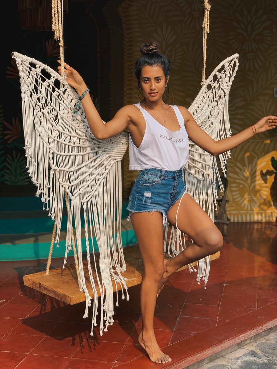 Katherinne Sofia Rodriguez - девушка № 1 фестиваля Burning Man 2023 в(01)