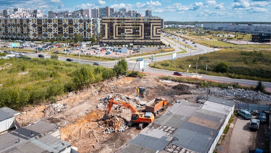    Территорию будущего ТПУ в Кудрово зачищают от гаражей. Автор фото: Комитет по дорожному хозяйству Ленобласти