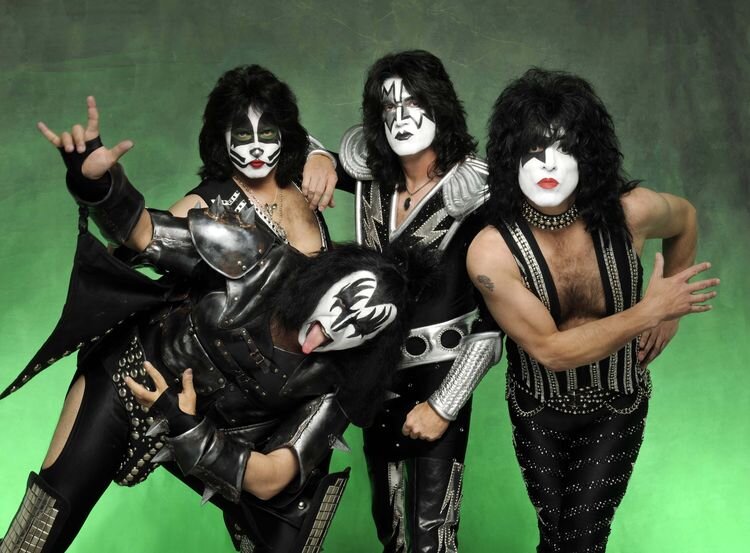 KISS. Фото из открытых источников