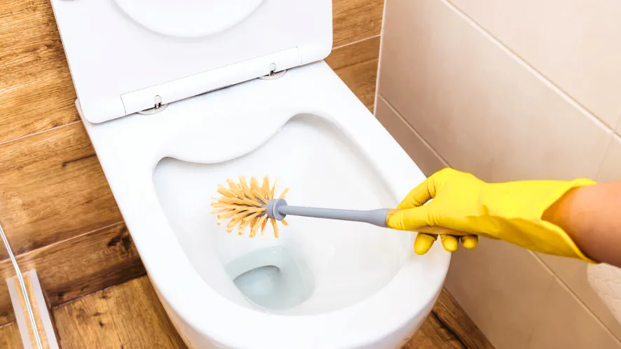 Im Dezember soll das Haus nach Tannennadeln, Mandarinen und Frische duften! Das Badezimmer ist ein Ort, der regelmäßig gereinigt werden muss.-3