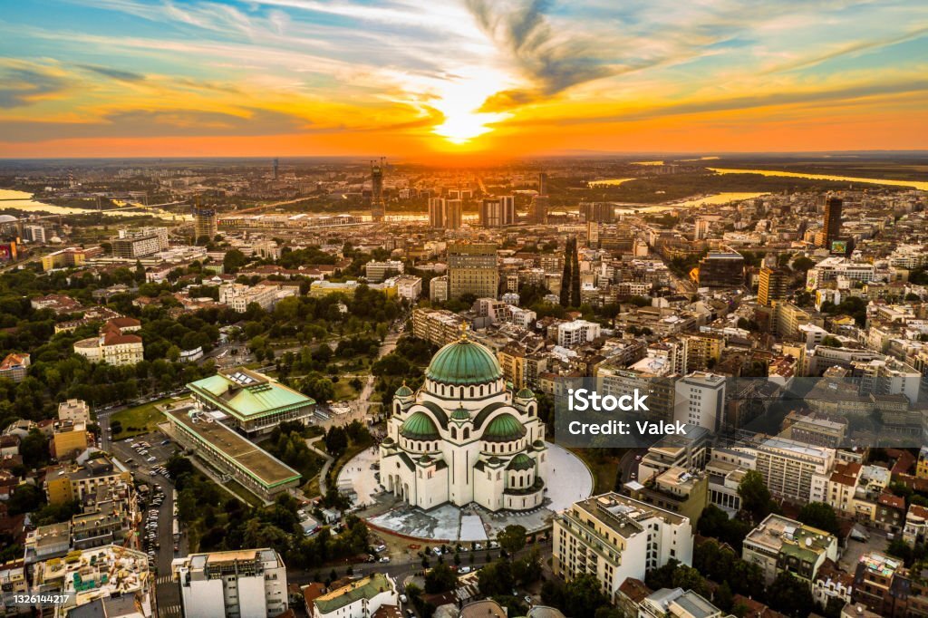 Храм Сэйнт Сава, Сербия