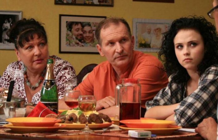  Кадр из сериала «Сваты». / Фото: www.kp.ru