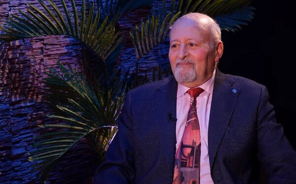    Заслуженный работник культуры России Эдуард Гуревич: «Я вообще никогда не планировал стать музыкантом»