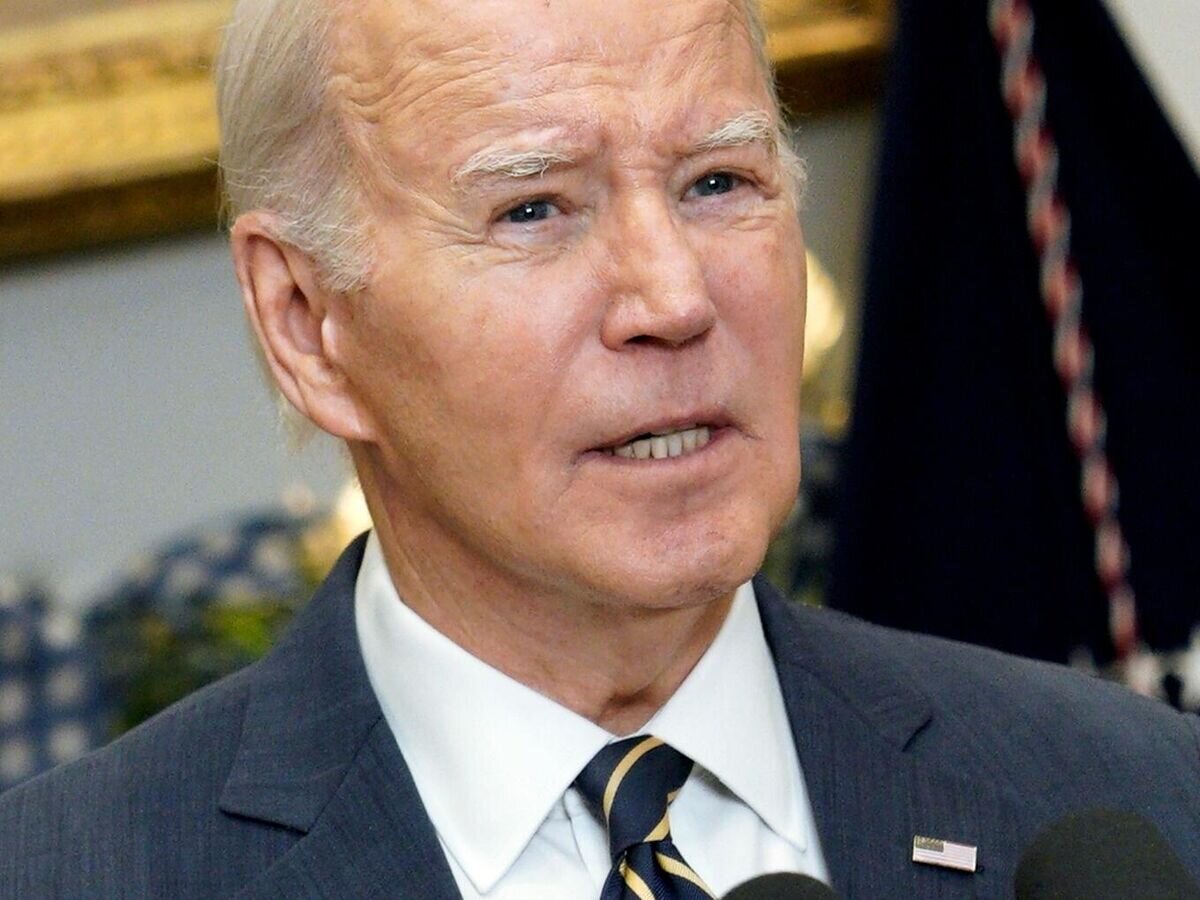    Президент США Джо Байден выступает с заявлением по Украине в Белом доме© РИА Новости / Стрингер