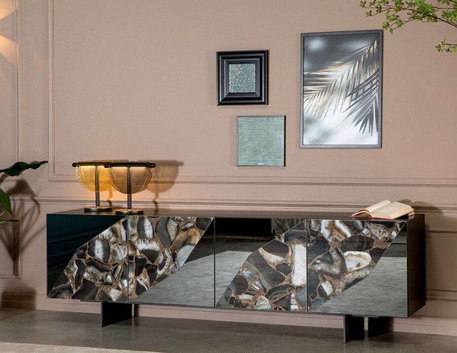 Комод от итальянской фабрики Tonin Casa в Da Vinci Home.