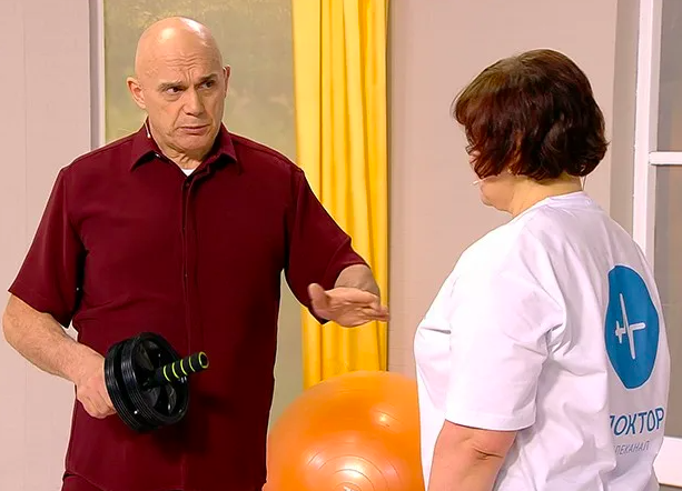 «При ОСТРОЙ боли в спине надо сделать 1 упражнение через боль, и станет легче!». Бубновский (+ фото) дал пенсионерам совет