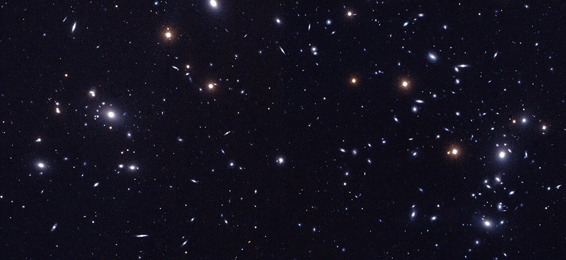 Оптический снимок скопления галактик Abell 98/ оптический снимок WIYN. Источник: https://chandra.si.edu/photo/2022/a98/ Chandra X-ray Observatory