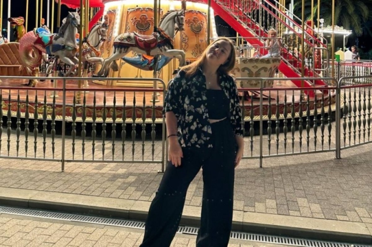    На этой летней фотографии мой вес 82 килограмма.