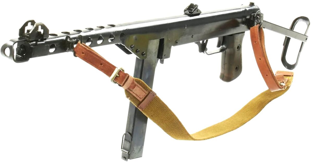 Пистолет-пулемет обр. 1944 года. Вид сбоку.