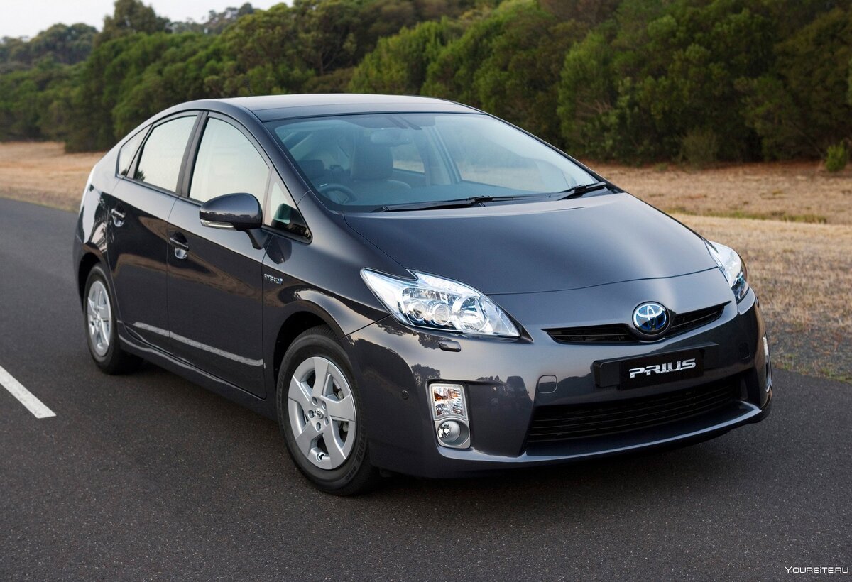 https://sportishka.com/avtomobili/22630-tojota-prius-gibrid.html