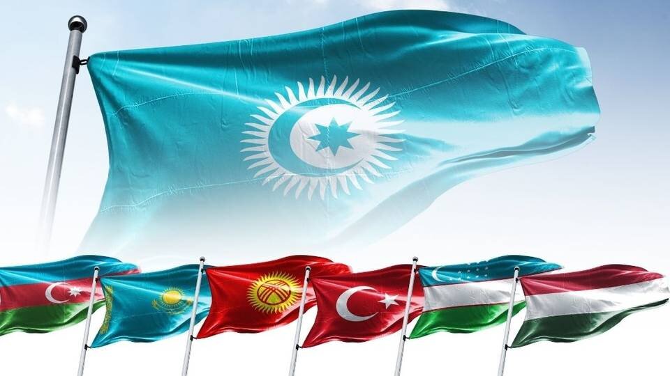  Давно создано и активно действует объединение тюркских государств. В этот союз входят страны, где большинство населения этнически принадлежат тюркским народам.