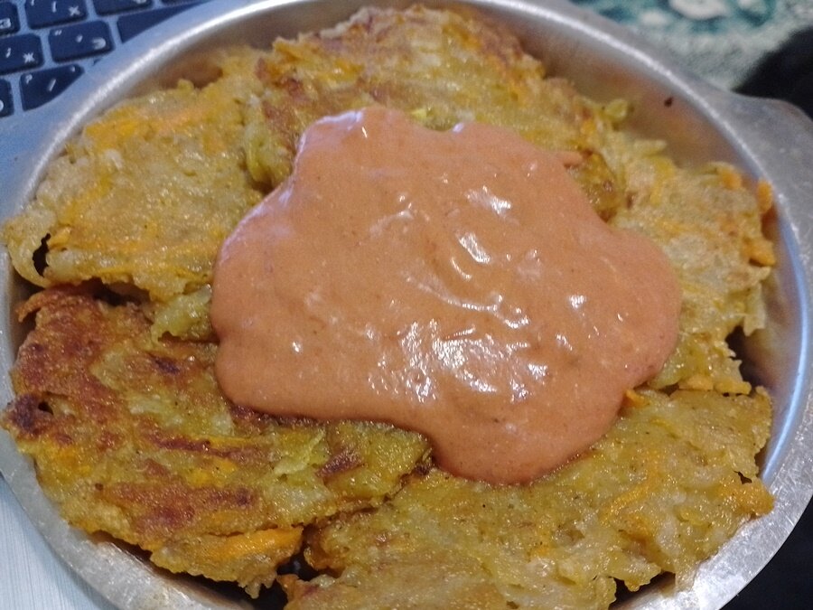 Авторские латкес под соусом