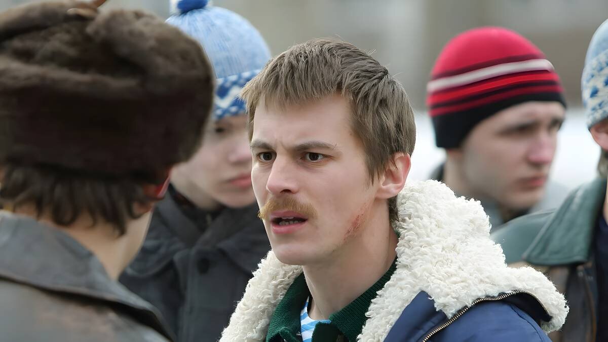 Адидас из Слово Пацана: Иван Янковский – Как Внук Кумира СССР Стал ...