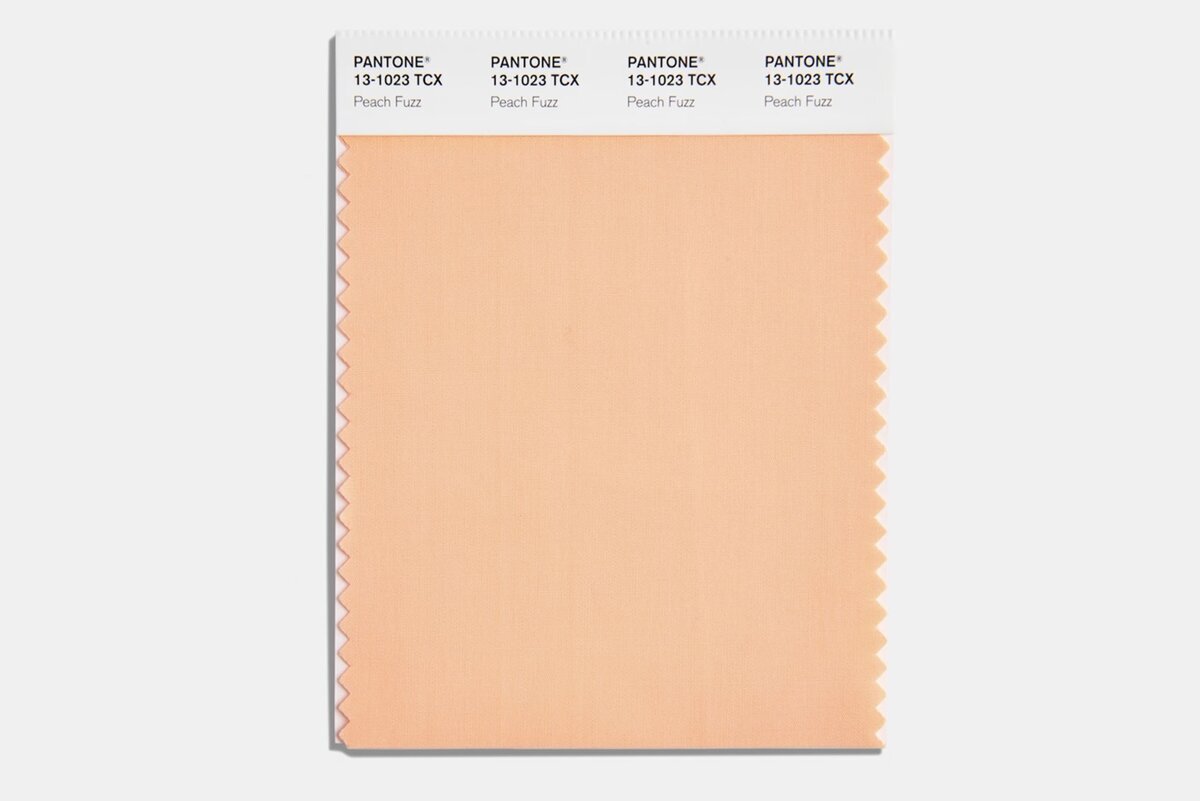 цвет PANTONE 13-1023 Peach