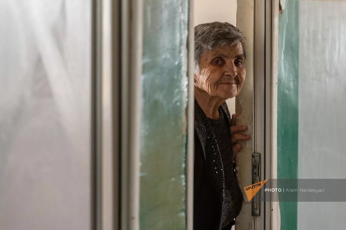 Вынужденная переселенка из Нагорного Карабаха Эмма Саркисян © Sputnik / Aram Nersesyan