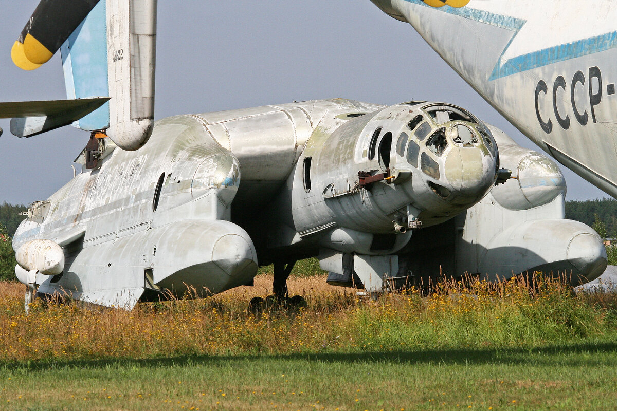 Вертикально взлетающая амфибия. Бартини ВВА-14. Bartini Beriev VVA-14. Экраноплан ВВА-14. Самолёт-амфибия ВВА-14.