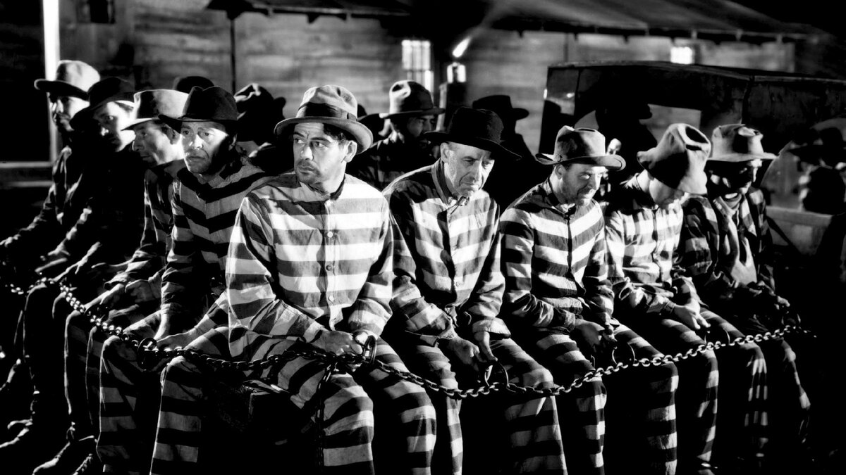 Кадр из фильма «Я – беглый каторжник» (I Am a Fugitive from a Chain Gang)